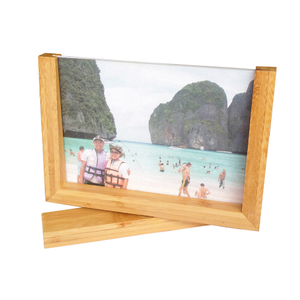 Drehbarer Bilderrahmen aus Bambus